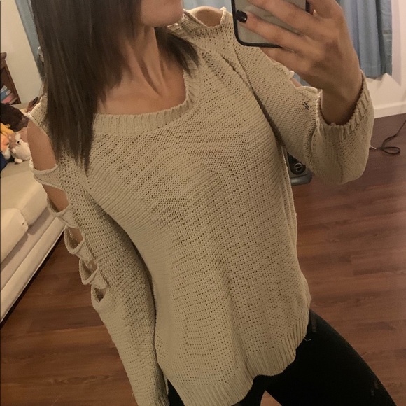 S & S Sweaters - Beige open shoulder sweater size L